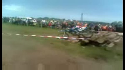 Mov0041a.3gp.avi
