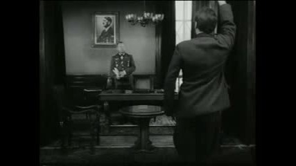 Българският сериал На всеки километър - Втори филм (1970), Трета серия - С чуждо лице [част 1]