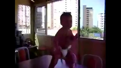 Baby Samba Dance! 
