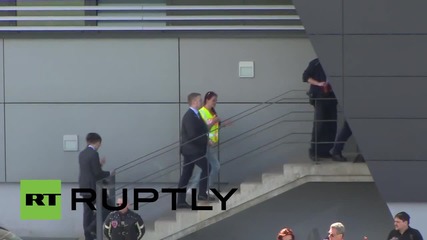 Germany: Night Wolves forced to remove Russian flags from bikes at German border