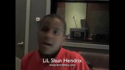 Lil Shun пее Someday At Christmas