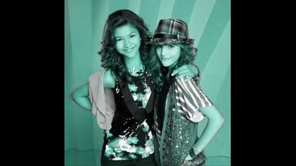 Bella Thorne ft. Zendaya-watch Me Hq(снимки)