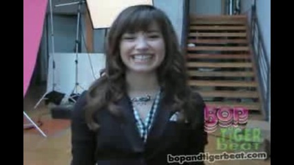 Demis Tiger Beat 3d Shout Out!