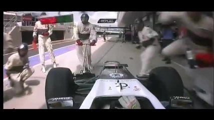 F1 Гран при на Великобритания 2012 - Kobayashi блъска механиците си при пит-стоп [hd][onboard]