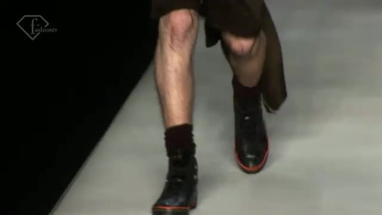 Sao Paulo F W 11 12 - V Rom Show - fashiontv Ftv.com 