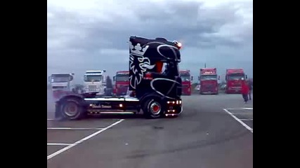 Burnout Scania 