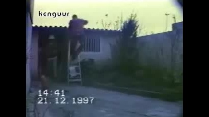 Леко да не паднеш от смях ...