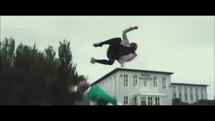 Мъртвешки сняг 2: Червени срещу Мъртви (2014)(onlain-filmi.net)