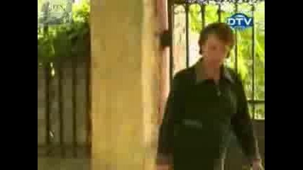 Сексапилна Автомонтьорка(без Дрехи)