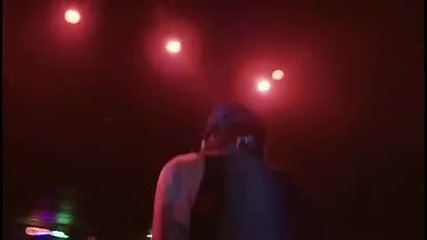 Hollywood Undead - Undead (live)