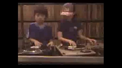 Dj Sara And Dj Ryusei