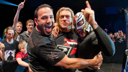 How Edge said goodbye to his European fans after retiring in 2011: WWE 24 extra