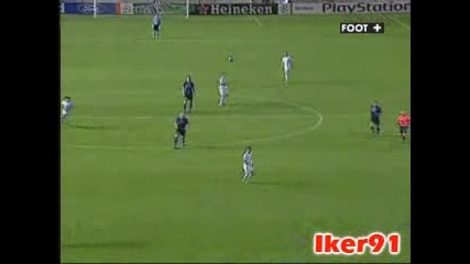 04.11 Седрик Бардон вкарва гол на Интер - трилър 3:3 