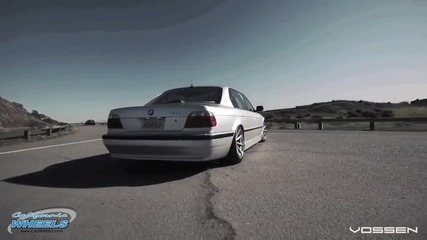 Няма как да не ти хареса Bmw E38 с Vossen джанти