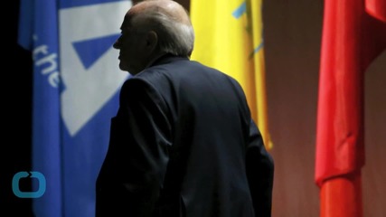 Blatter Gets Standing Ovation After Resignation