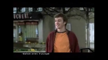 Лудo - има топка куче 