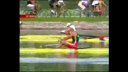 Румяна нейкова спечели златен медал за България в гребането на 2000 метра