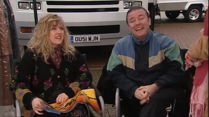Extras s01e01