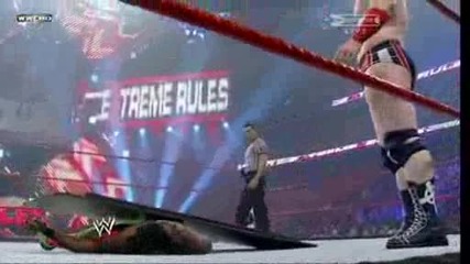 Wwe Extreme Rules 2011 / Sheamus Vs. Kofi Kingston [ Tables Match, for United States Champioship ]