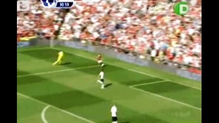 Страхотният гол на Berbatov срещу Fulham 1:0 