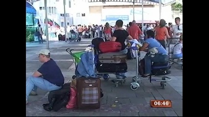 Около 400 туристи остават блокирани в България