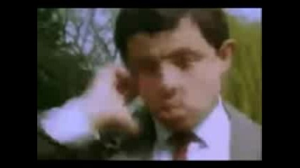 Mr Bean - Taking A Picnic