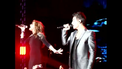 Joe Jonas Demi Lovato camp rock tour wouldn t change a thing live 9 - 18 - 2010 