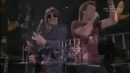 Bon Jovi - You Give Love A Bad Name (live 2008 Tokyo)