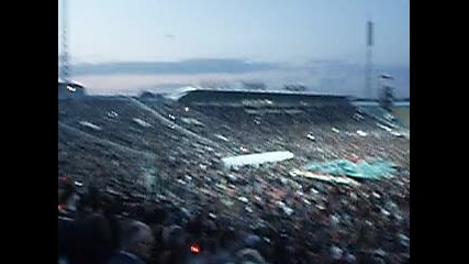 Мексиканска вълна на концерта на Ac/dc в София 