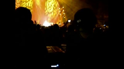 Selena Gomez dancing to Who I Am Detroit 