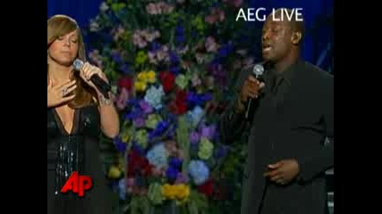 Raw Video Mariah Carey Pays Tribute to Jackson