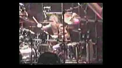 Judas Priest - Between The Hammer & The Anvil (live)