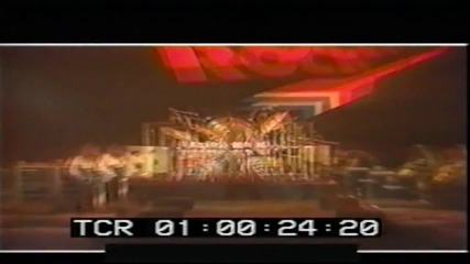 Nirvana - 01 - Intro (live @ Hollywood Rock Fest 1993) 