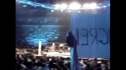 Кеча отстрани - Wwe Smackdown 20 April 2012
