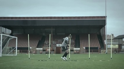 Nike Commercial 2011 - Chicharito
