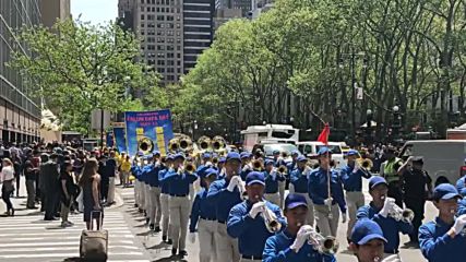 Небесният духов оркестър на Световния ден на Фалун Дафа, Ню Йорк, Сащ, 2018 г.