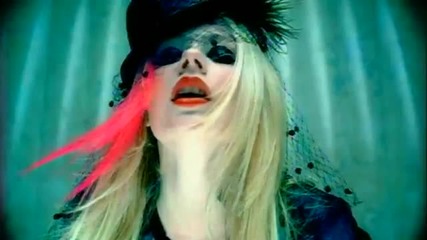 Avril Lavigne - Hot ( H D )