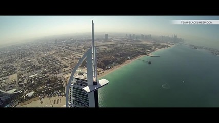 Красиви гледки от високо над Бурж Халифа и Дубай