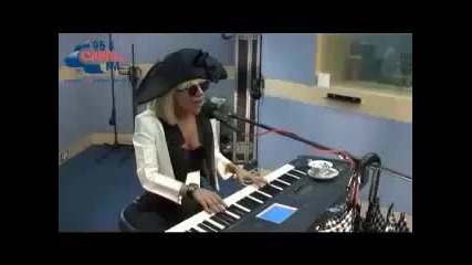 Lady Gaga - Paparazzi live ;) 