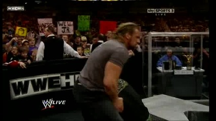 Triple H пребива Ted Dibiase - Raw 3/21/11
