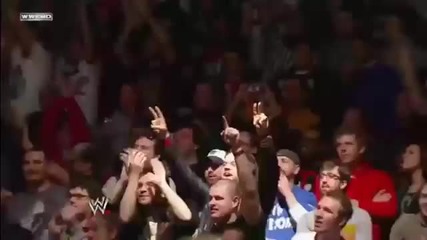 Royal Rumble 2012 - Road Dogg разтърсва залата със своето завръщане