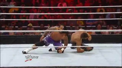 The Usos vs. 3mb: Raw, August 19, 2013