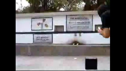 Защо... - Българи - чупят - паметник - на - турски - терористи. 