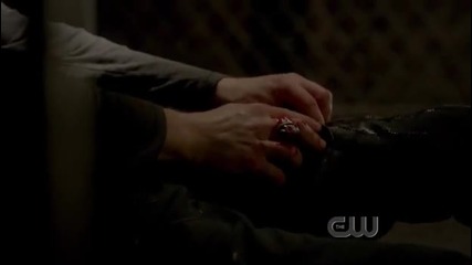 Една от най-хубавите сцени на Стефан и Елена - Vampire Diaries 4x01