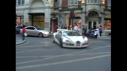 Bugatti Veyron Centenaire Acceleration