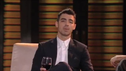 Част 2 - Joe Jonas on Lopez Tonight