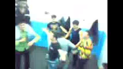 Mov00004.3gp