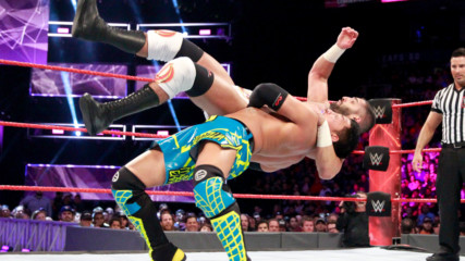 Akira Tozawa vs. Ariya Daivari: Raw, Aug. 7, 2017