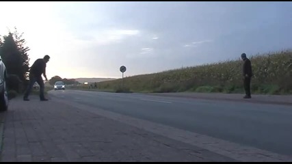[смях]готин начин да стреснеш шофьор