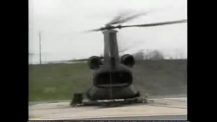 Хеликоптер се разпада 